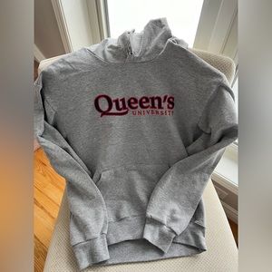 Queen’s University Hoodie Size Small
